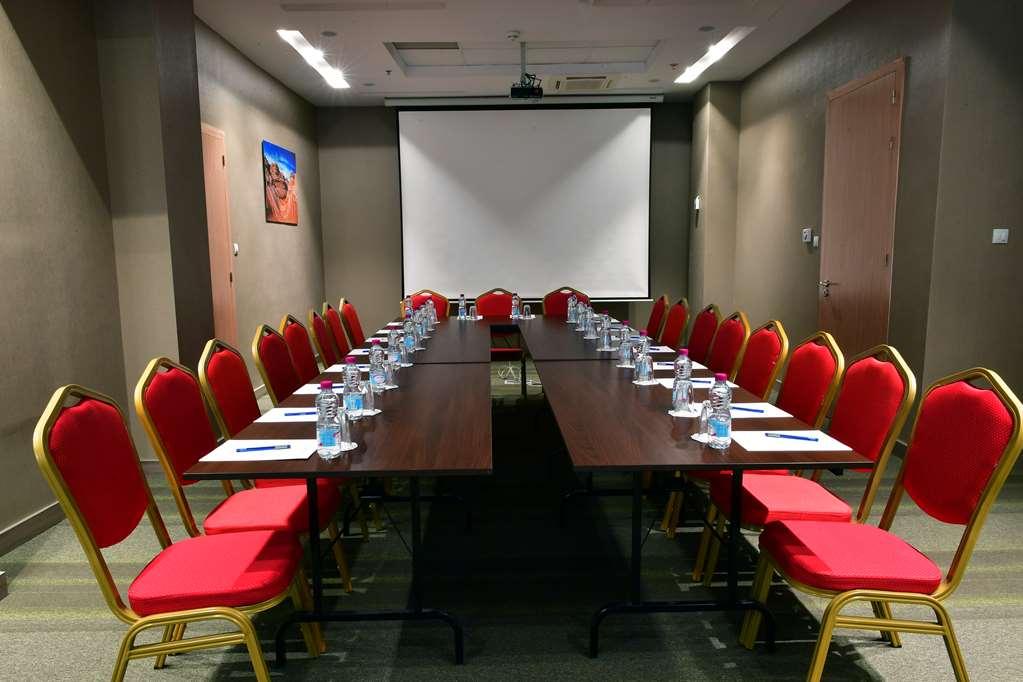 Tulip Inn Naya Algiers Instalações foto